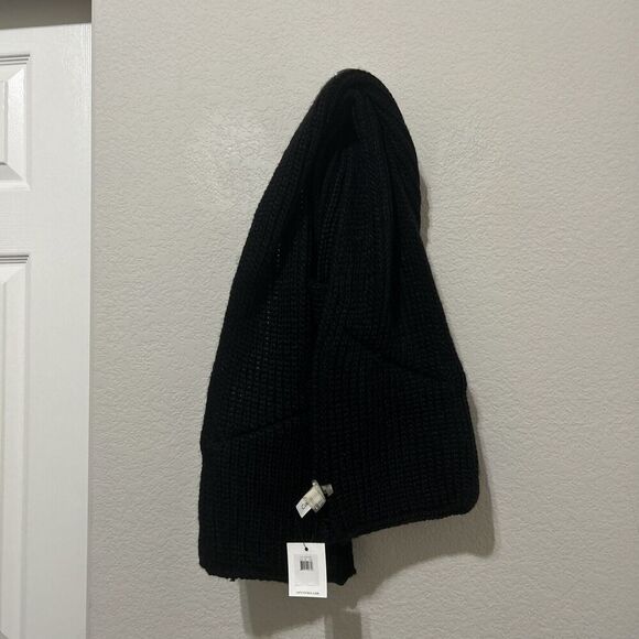 Calvin Klein Women’s Black Wide Knit Pockets Zippers One Size Scarf Wrap NWT - Picture 3 of 10